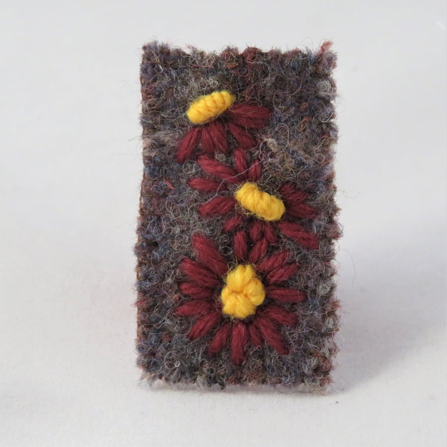 Brooch - Brown daisies embroidered on recycled, felted, beige and brown tweed