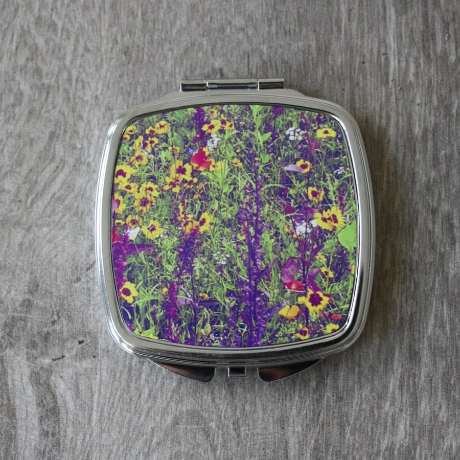 Compact mirror - pocket mirror - ditsy wildflower print.