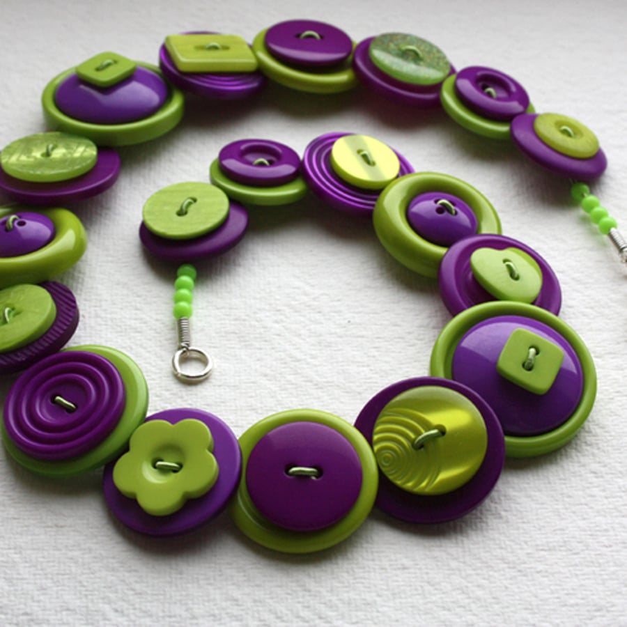 Purple and Lime Green button necklace FREE UK SHIPPING 
