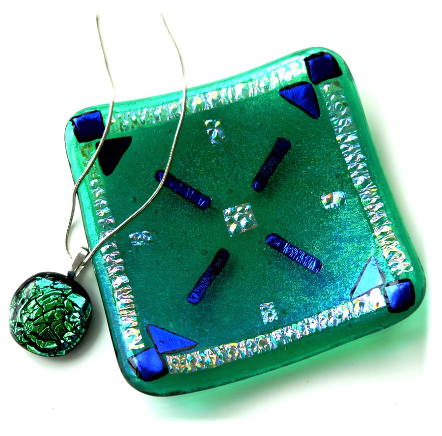 Emerald Dichroic Fused Glass Trinket Dish 9.5cm Handmade 