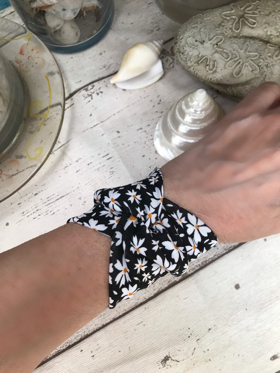 Daisy bracelet Wide Cuff in Daisy design fabric cover up bracelet