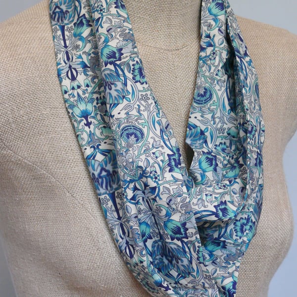 Liberty Infinity Scarf