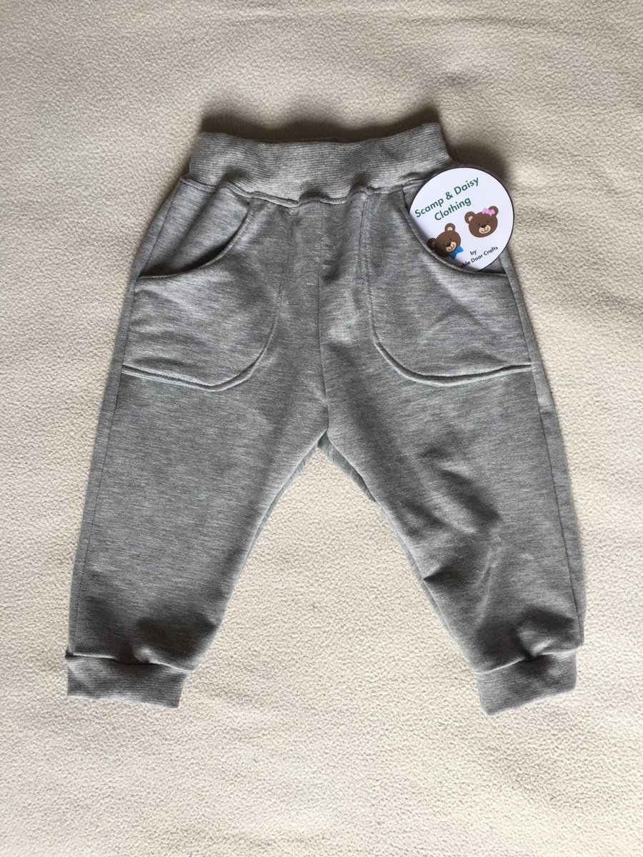 Age 1 year old - joggers, light grey