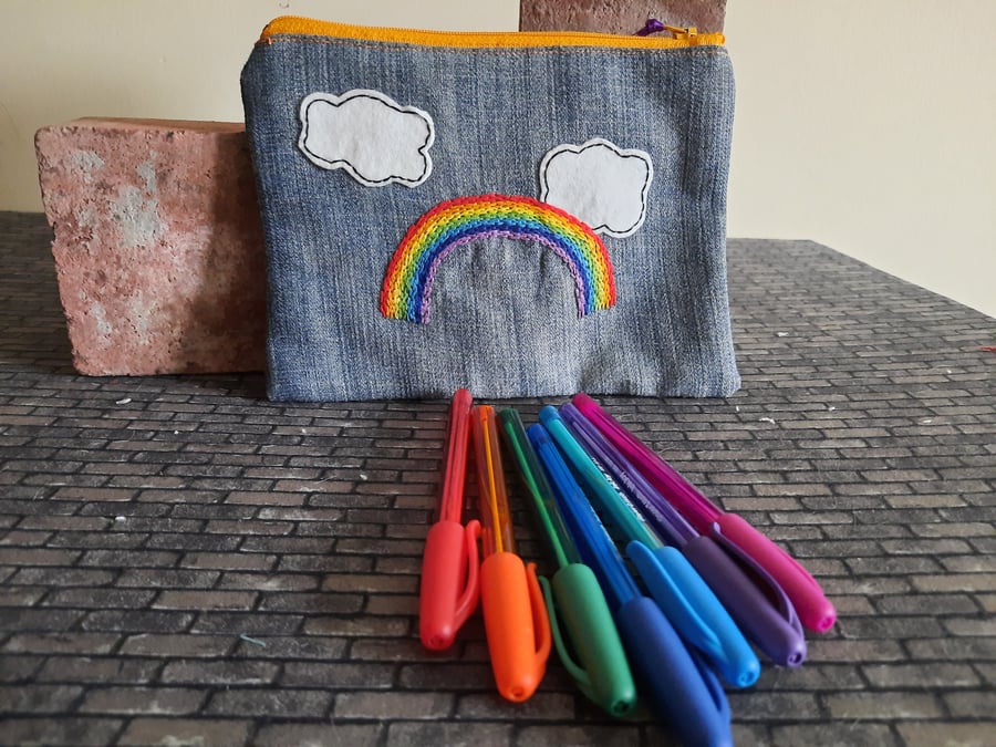 Rainbow Pencil Case - Running Stitch Cloud