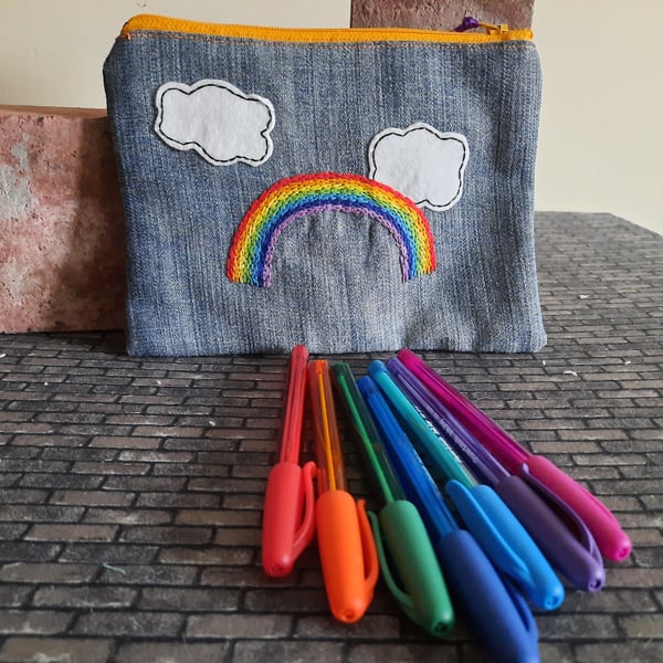 Rainbow Pencil Case - Running Stitch Cloud