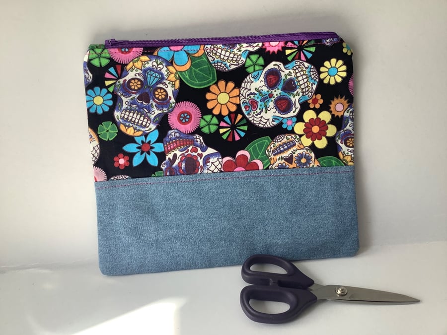 Makeup bag