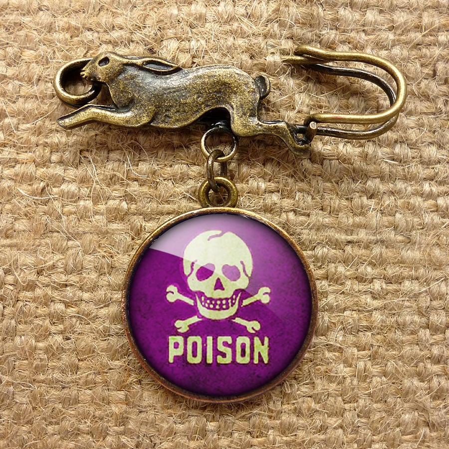 Poison No.2 Hare Pin Brooch (DJ09)