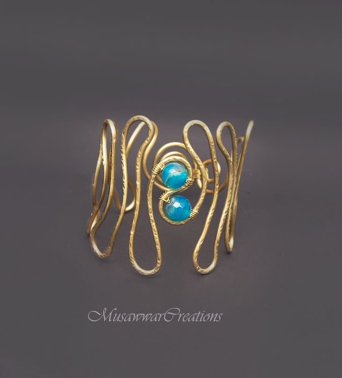 Handcrafted brass Wire Bracelet with blue onyx stones – Boho Chic Cuff Jewellery