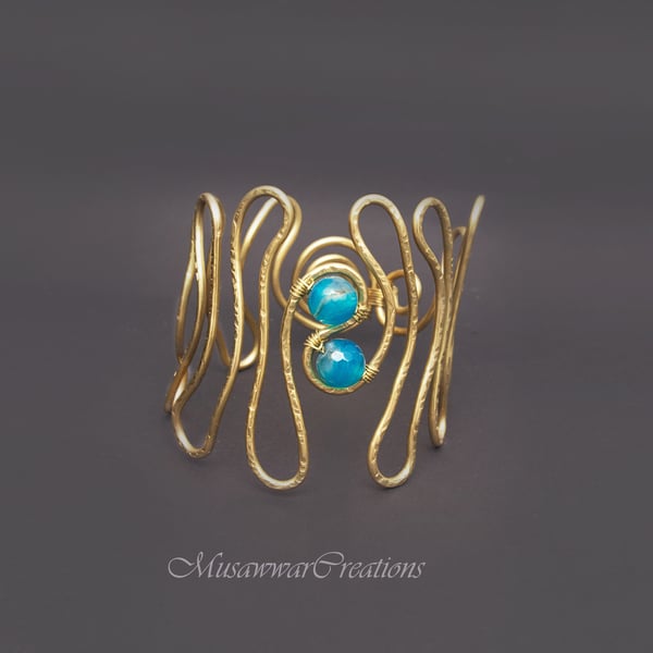 Handcrafted brass Wire Bracelet with blue onyx stones – Boho Chic Cuff Jewellery
