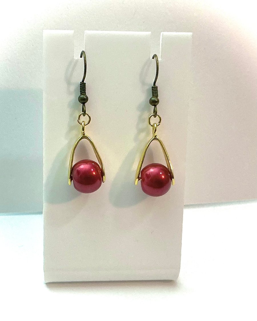 Red Faux Pearl Bead Earrings (Gold)