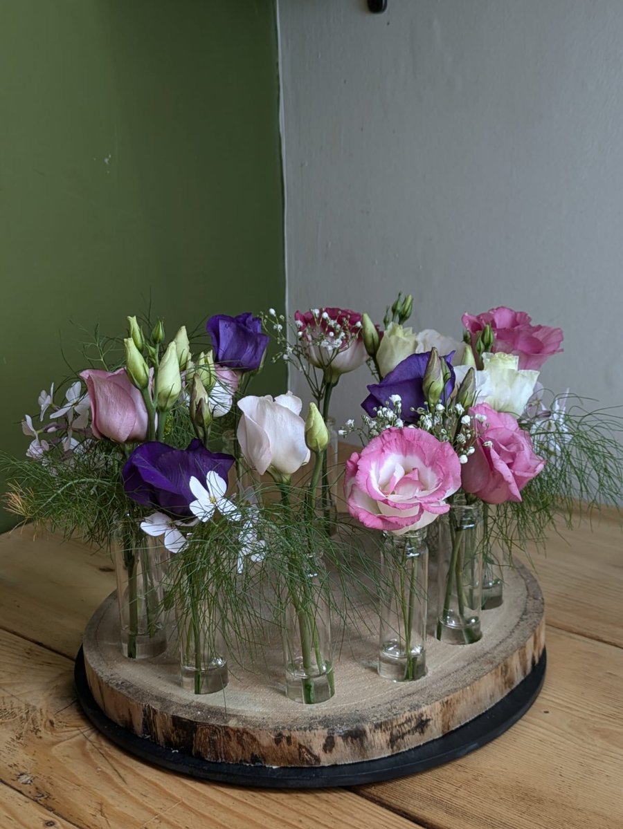 Flower arranging made easy centrepiece vase