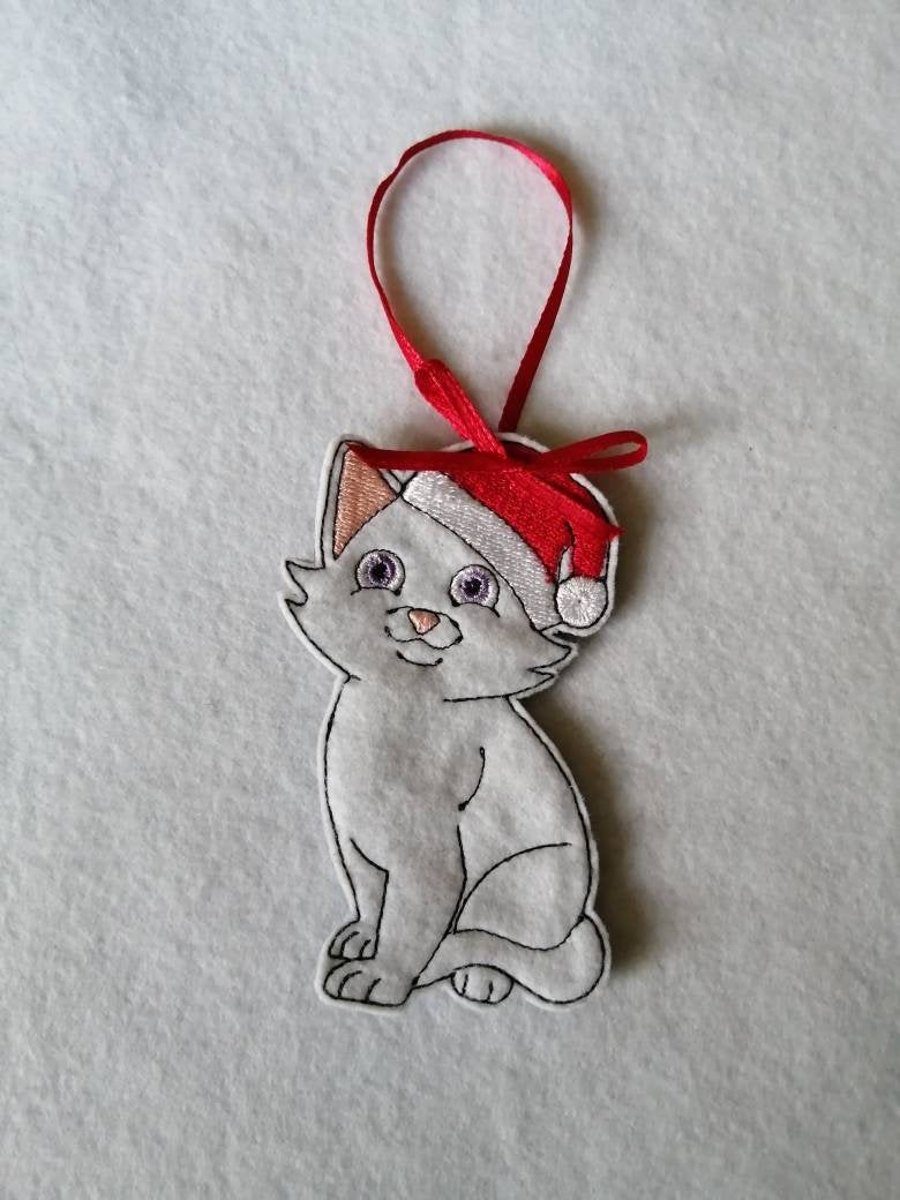 743. Cat with Santa hat Christmas tree hanging ornament.