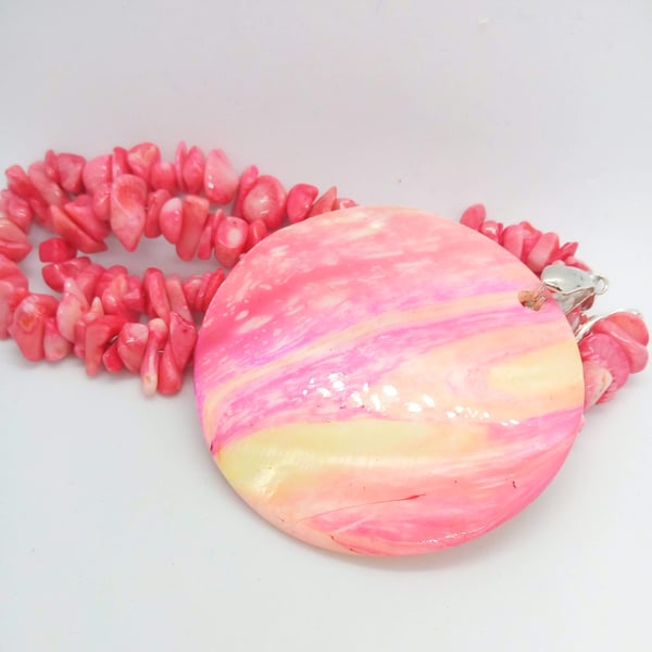 Pink Mother of Pearl Pendant on a Pink Chip Bead Necklace,
