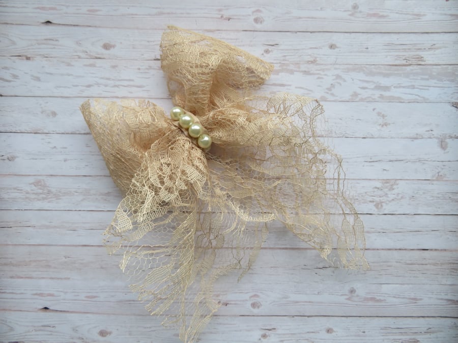 Beige Nude Lace & Pearl Retro Clip In Hair Bow Girls Wedding Bows Wedding