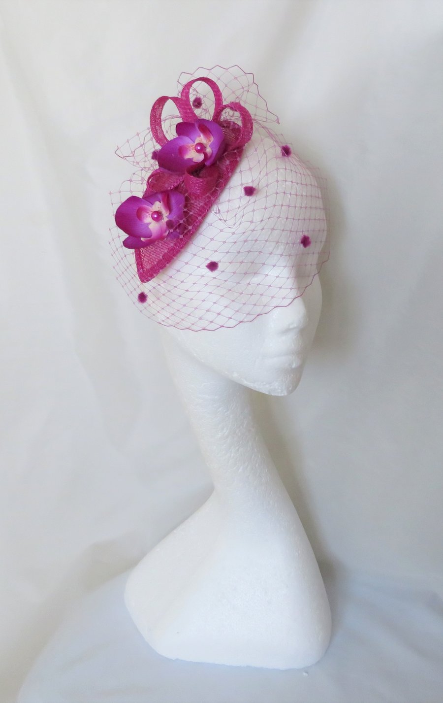 Deep Pink Magenta Veiled Small Retro Orchid Flower Wedding Fascinator Hat 