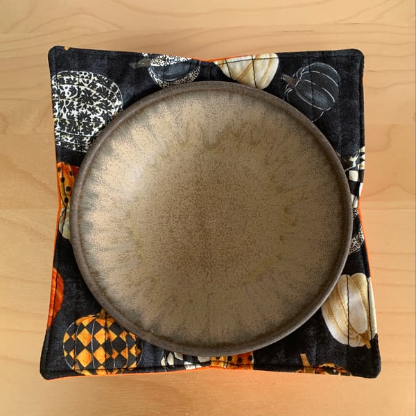 Halloween Pumpkins Fabric Quilted Reversible Bowl Cosy