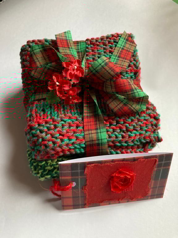 Bundle of 2 hand knitted cotton dishcloths 