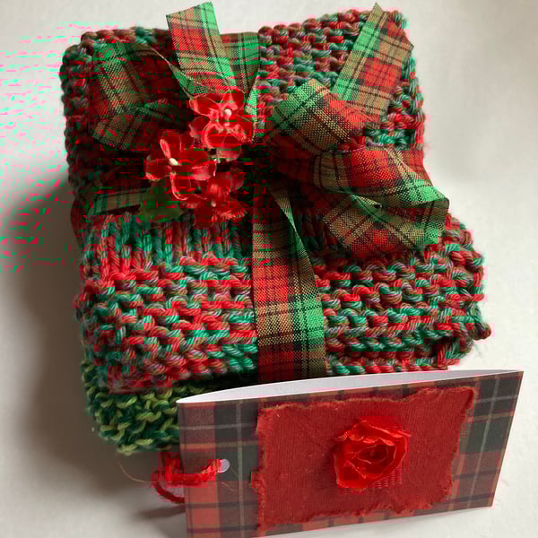 Bundle of 2 hand knitted cotton dishcloths 