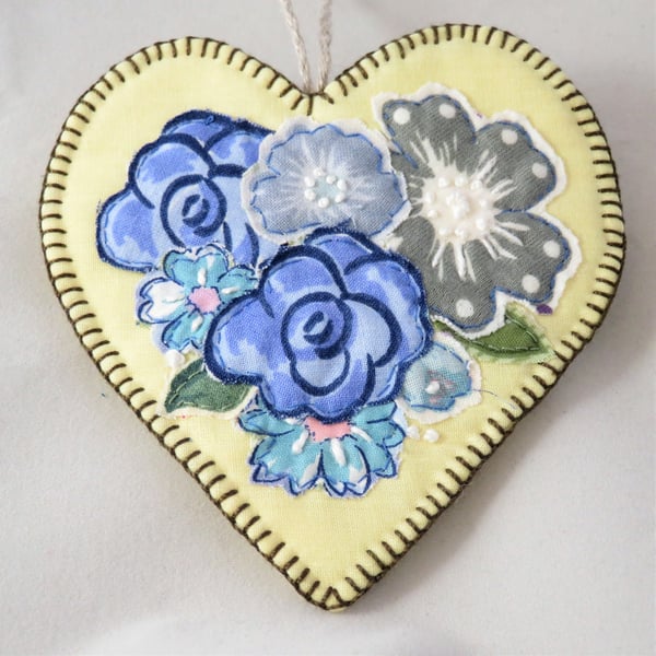 Hanging Heart Blue Posy on Yellow