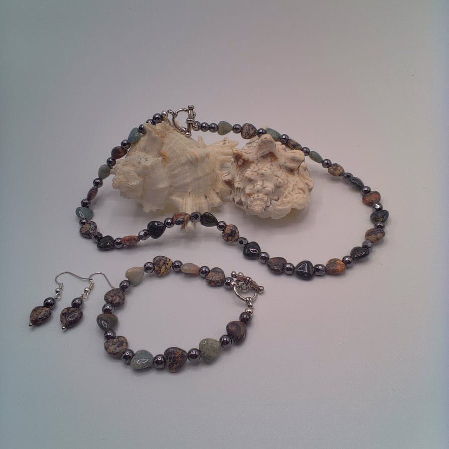 Jasper Hearts & Charcoal Haematite Bead Necklace Bracelet and Earrings, Gift Set