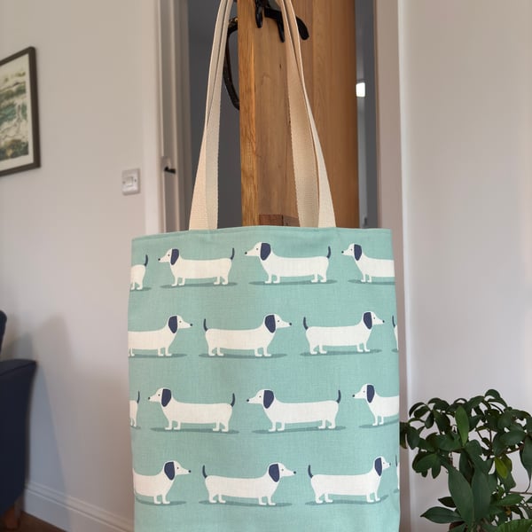Reversible tote bag, shopping bag, shoulder bag with dachshund dog print