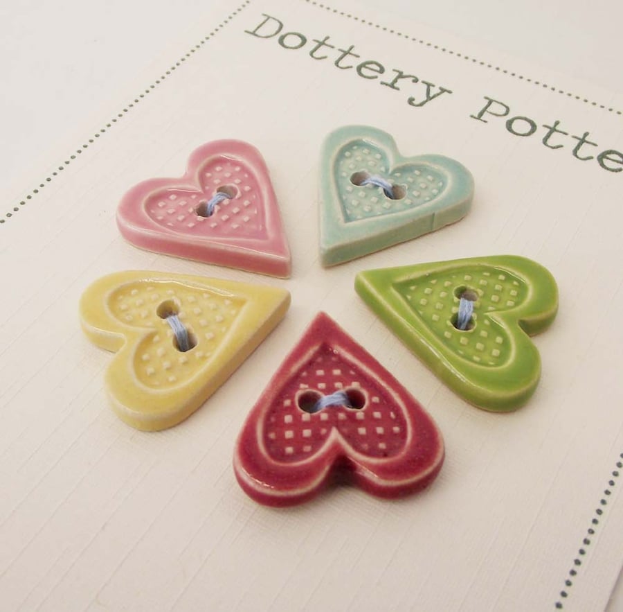 Set of five bright heart ceramic buttons