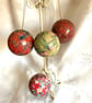 4 decopatch Christmas baubles 