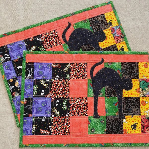 Halloween Black Cat Placemats Set of 2 Quilted Cotton Table Mats Handmade