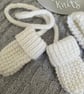 Hand Knitted Baby Hat & Mittens (0-6 months) - Image 5