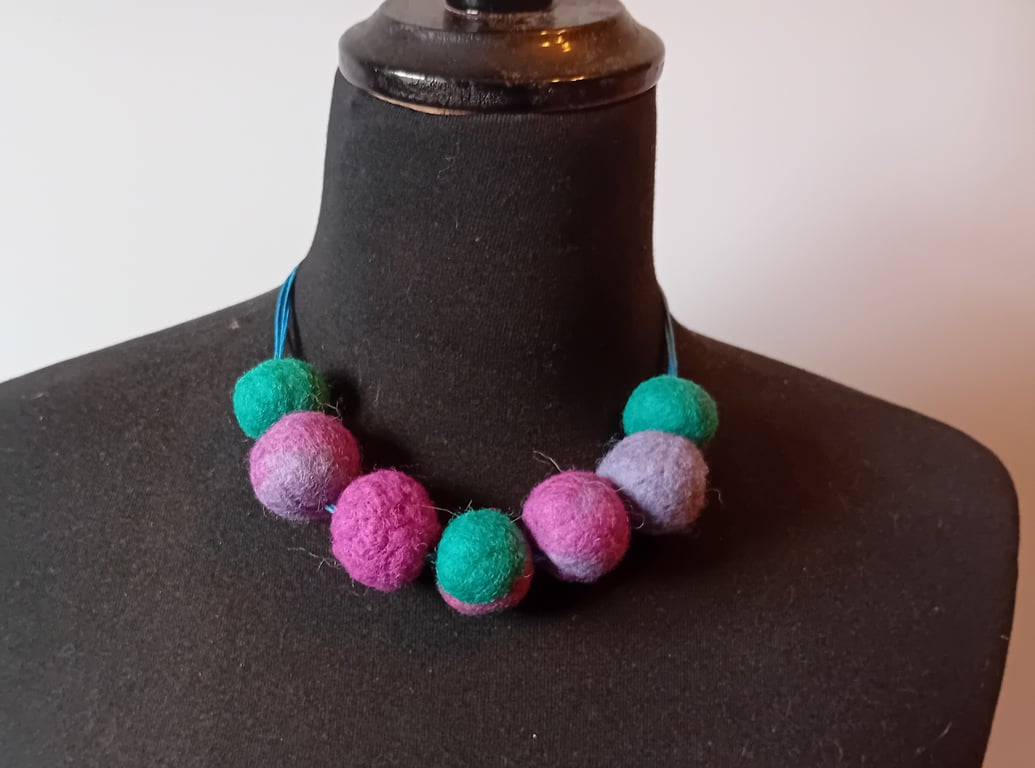 Needle Felted Beads - Heathery Purple and Jade Necklace