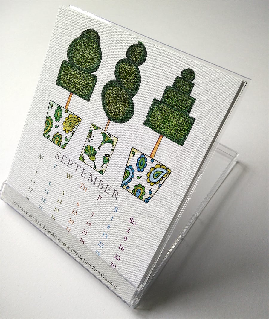 2019 CD Case Calendar, Topiary Design