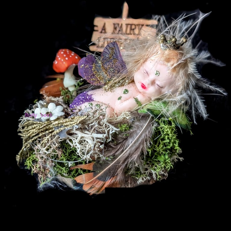 Magical Fairy in Nest OOAK (Elida)