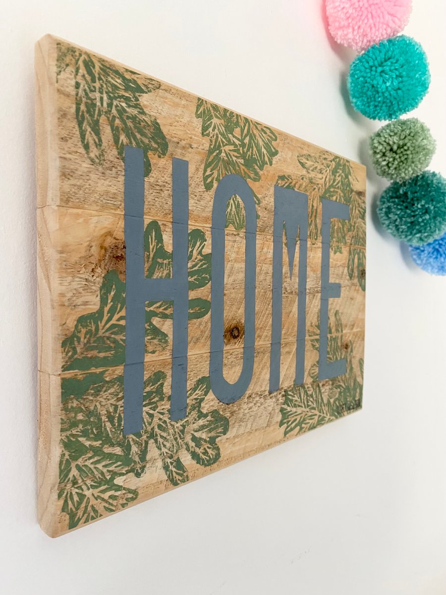 Oak Leaf Wooden Sign - HOME