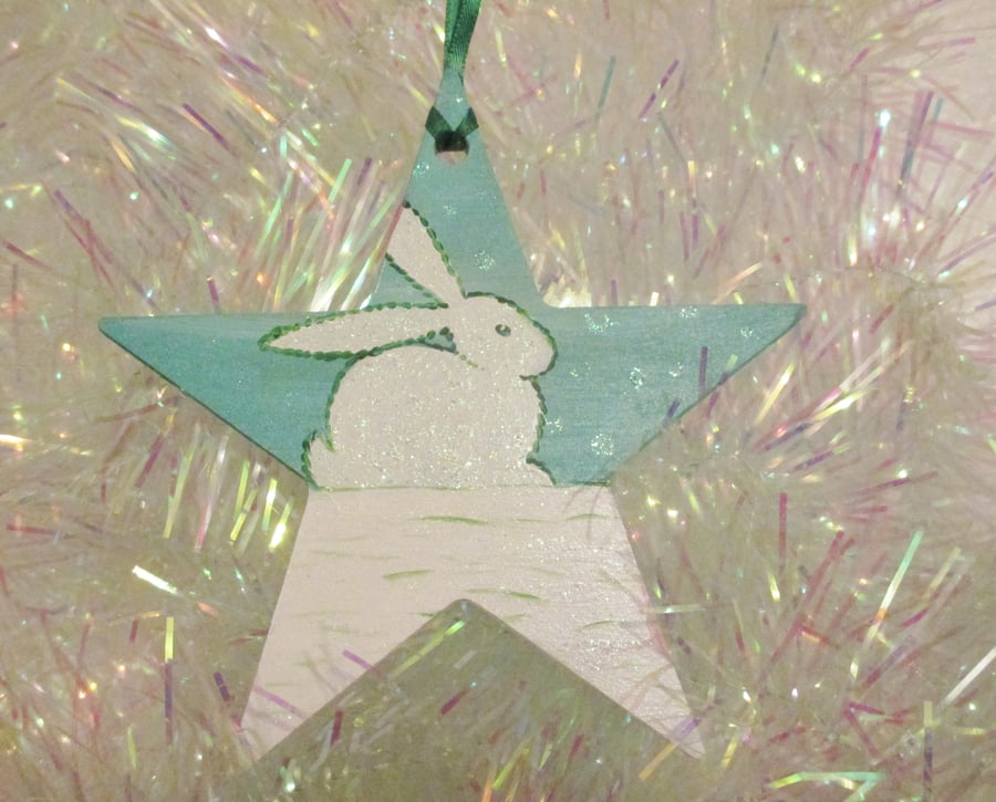 Bunny Rabbit Snow Scene Christmas Star Decoration in Green and White