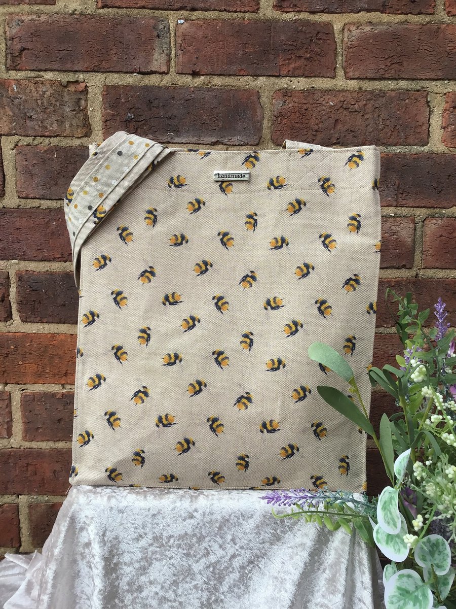 Small Bee Organiser Tote.