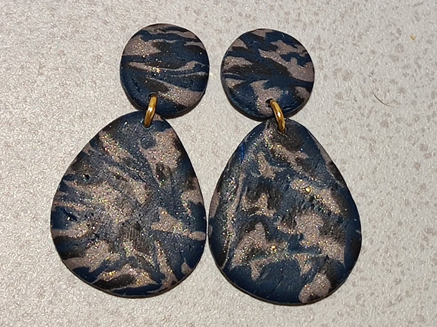 Muted leopard pebble dangle earrings 
