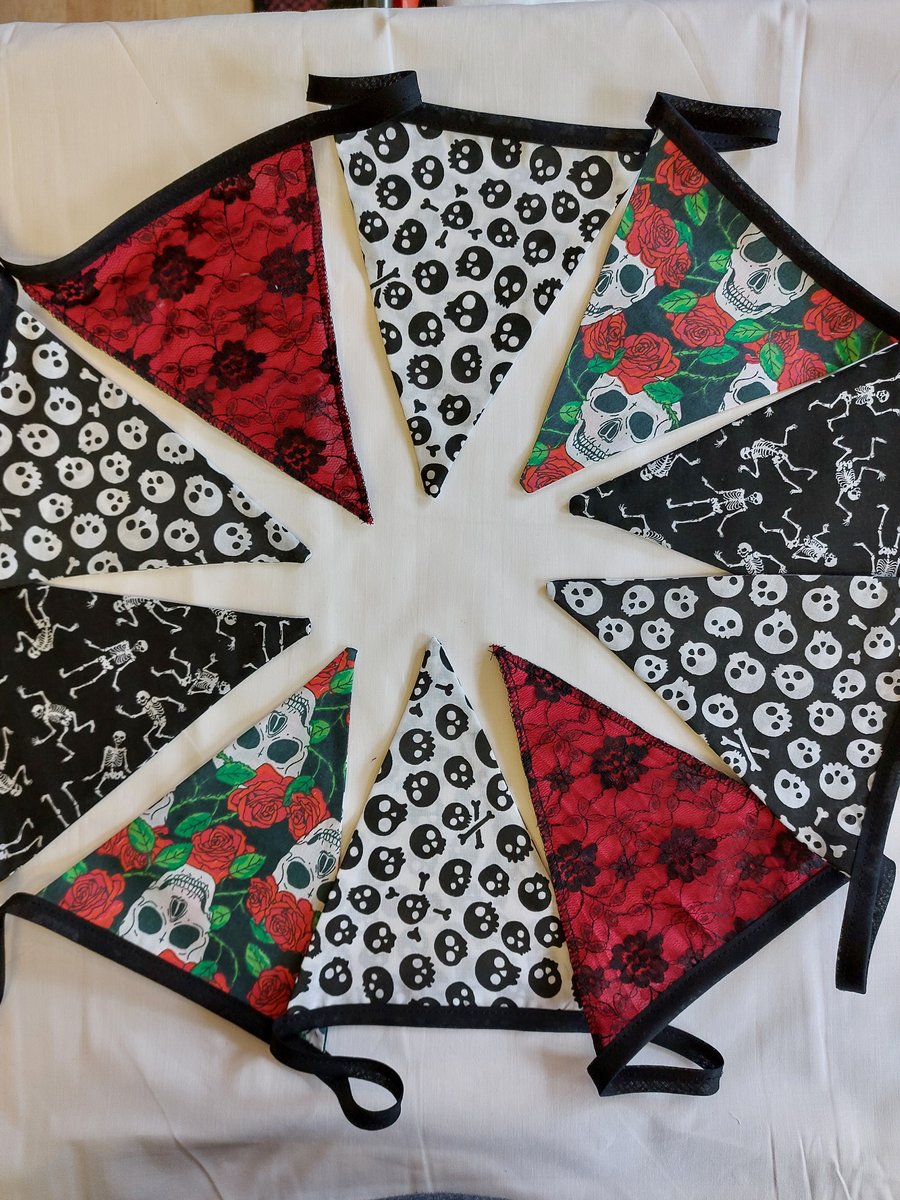 Gothic bunting design 4