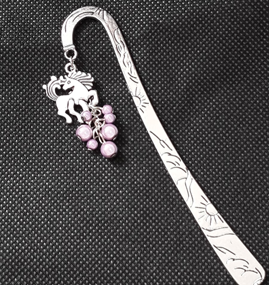 BM15 Unicorn bookmark with purple miracle beads