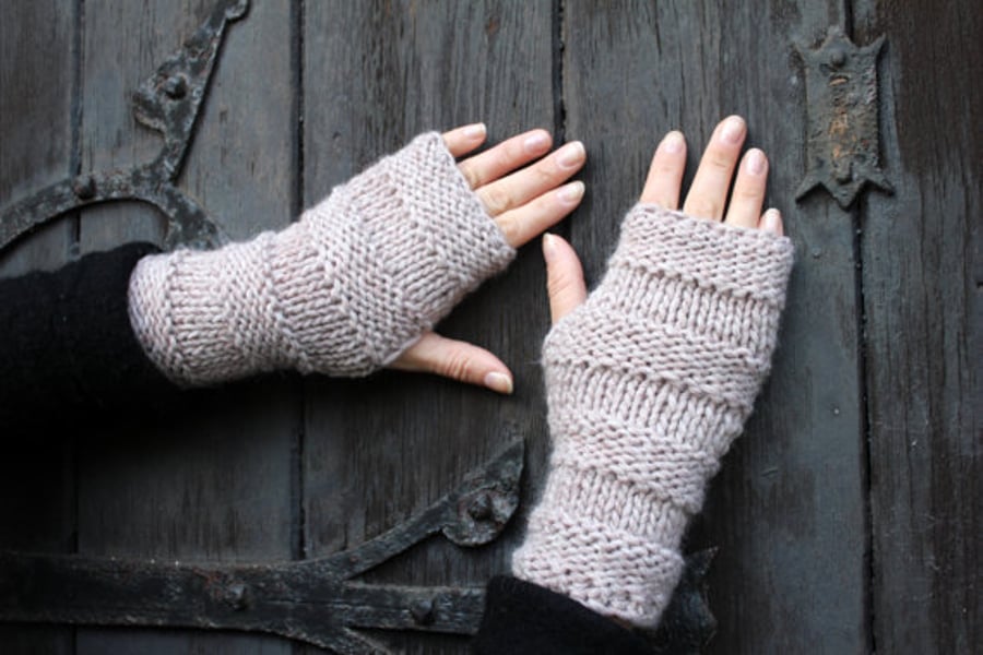 Fingerless gloves, beige mittens, hand warmers, gift guide for her