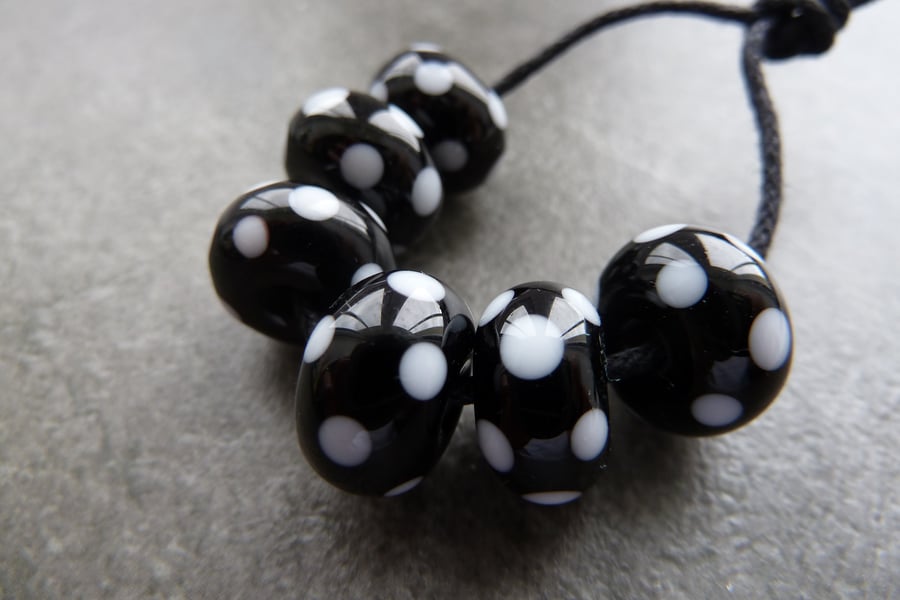 black and white spot lampwork glass beads