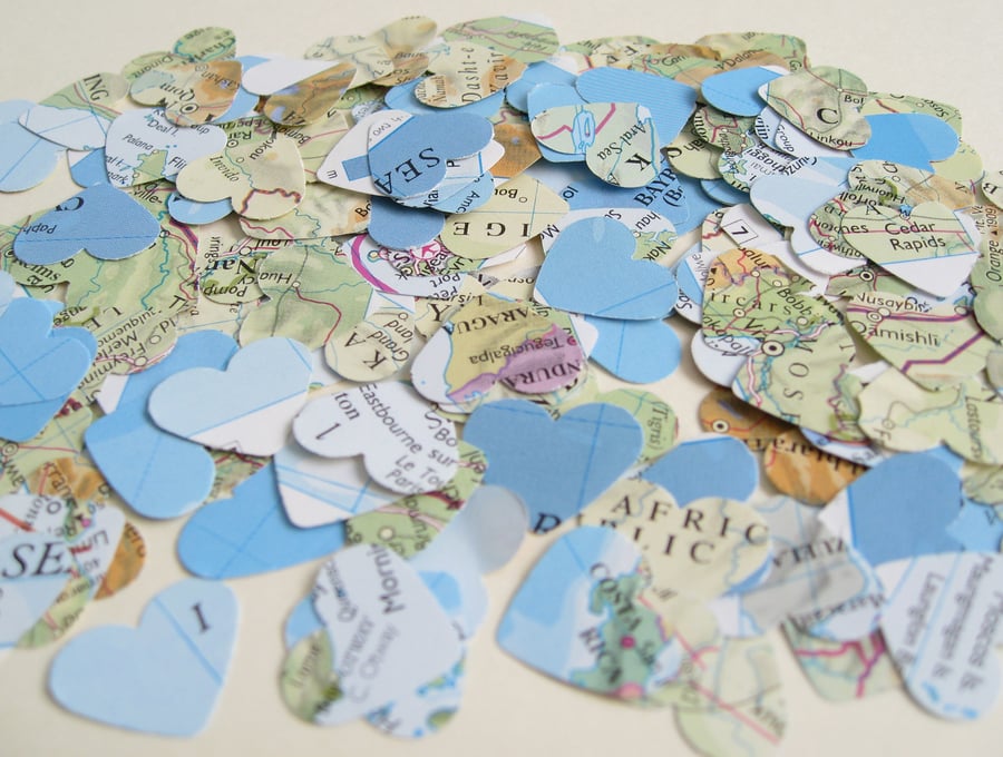 400 Confetti Map Atlas Hearts - Wedding Travel Decor