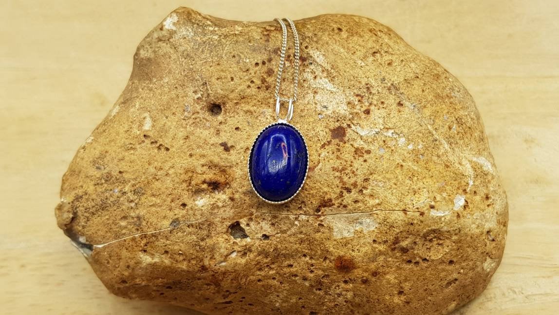 Small Lapis lazuli Pendant necklace. 925 Sterling silver. September birthstone