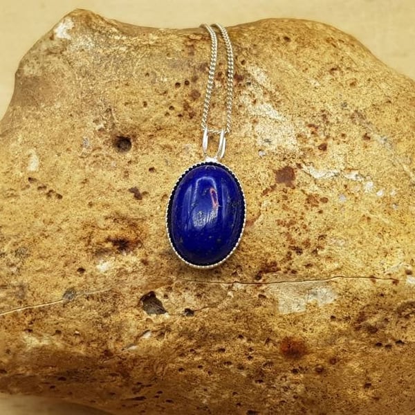 Small Lapis lazuli Pendant necklace. 925 Sterling silver. September birthstone