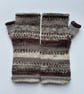 Hand knitted ladies fingerless gloves wrist warmers - Image 4
