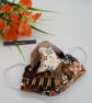 Face mask,  small, 3 layer,  machine washable in in retro pattern  - Image 2