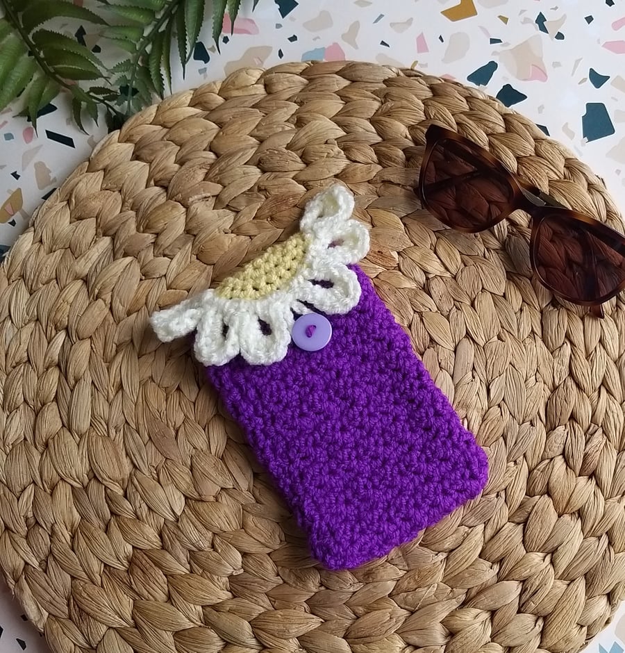 Crochet Sunglasses Case Daisy Detail Deep Purple, Glasses Case, Phone Case