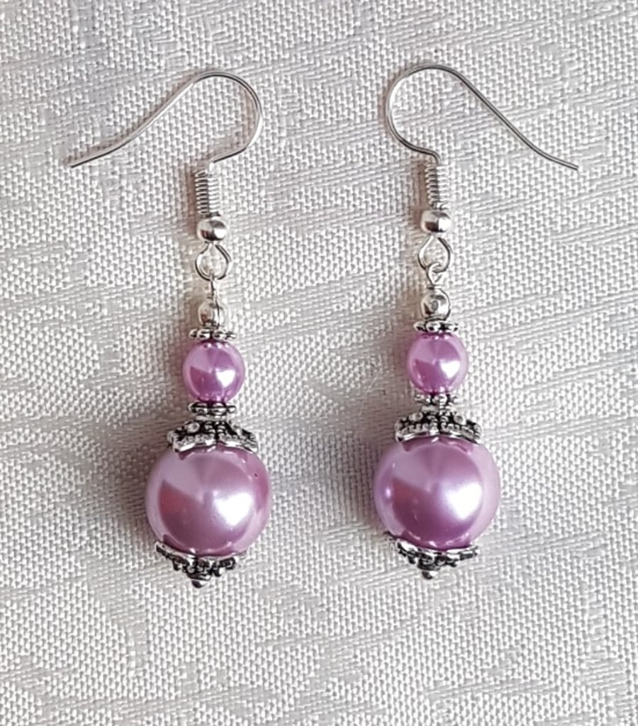 Gorgeous Pinky Lilac Glass Pearl Bead Earrings