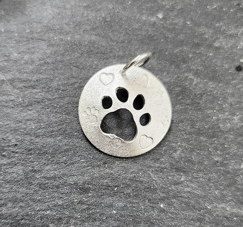 Paw pendant in sterling silver with sterling silver chain