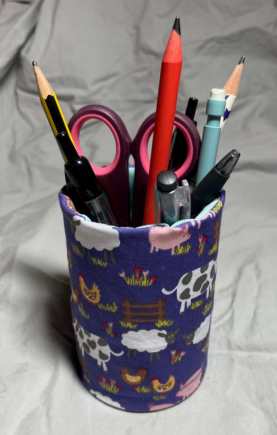 Pen and pencil pot