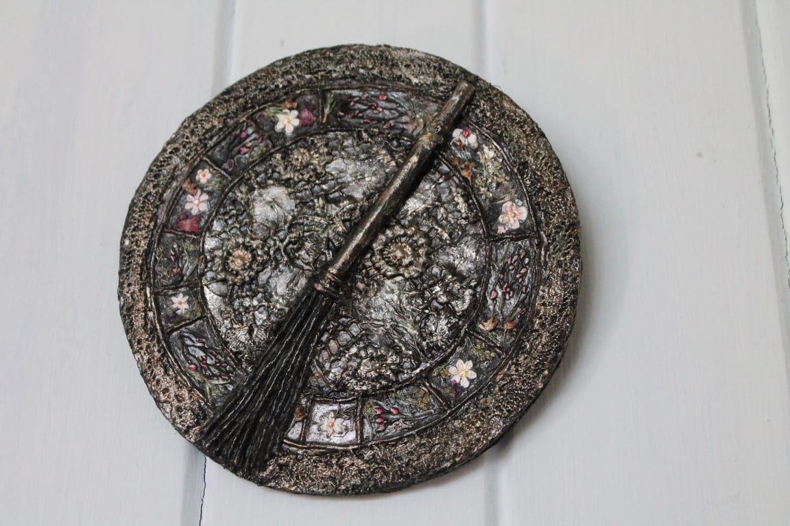 Witchy wall art 